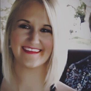 Meet your Posher, Briana